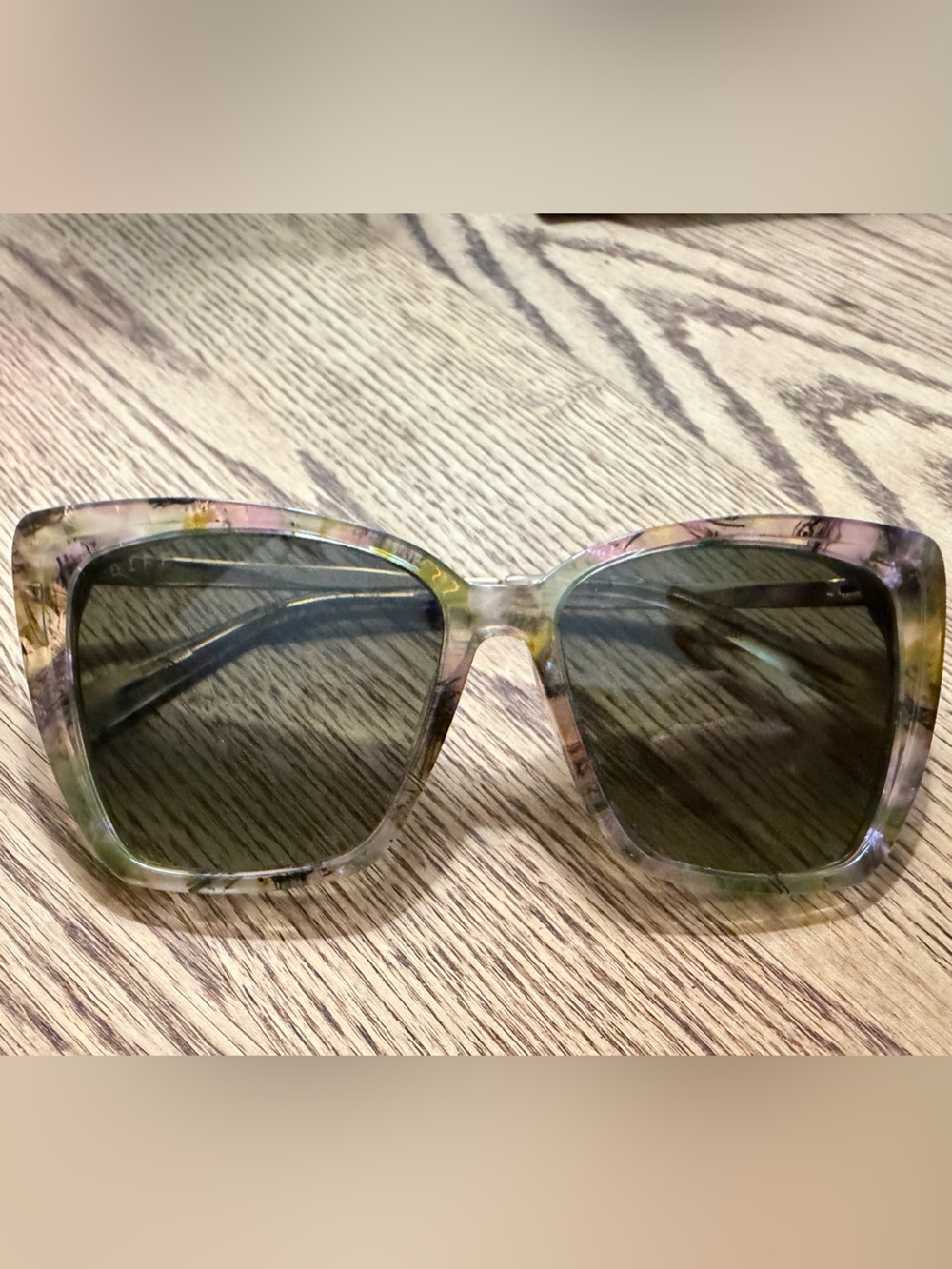 Diff eyewear oversized square sunglasses